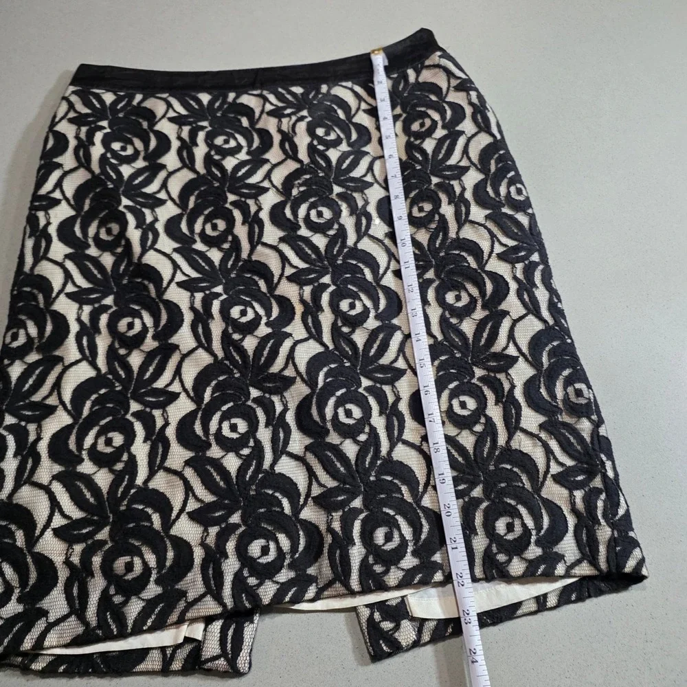 Ann Taylor Black Floral Rose Corded Lace Pencil Skirt Size 8 Satin Waistband